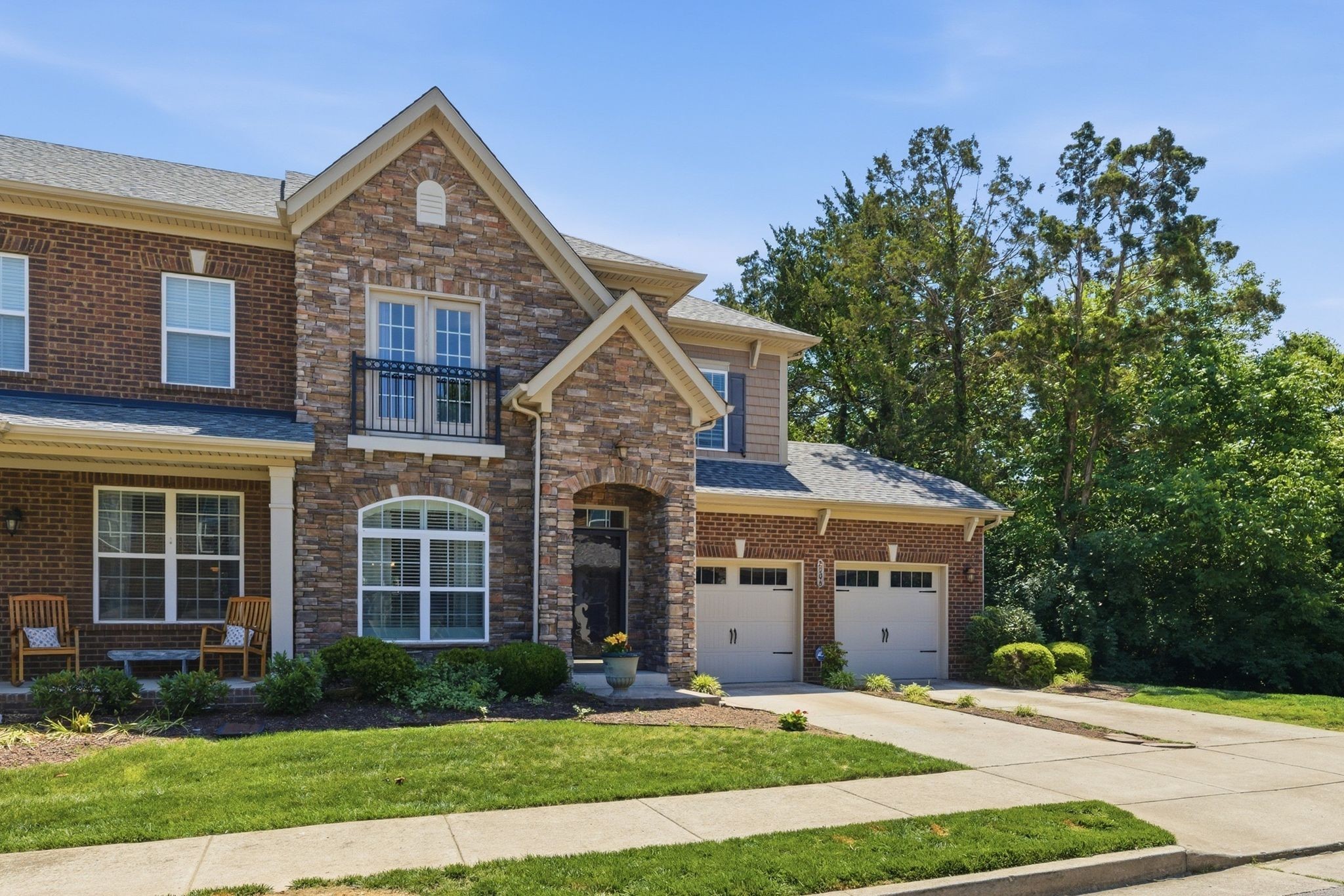 2106 Traemoor Village Court